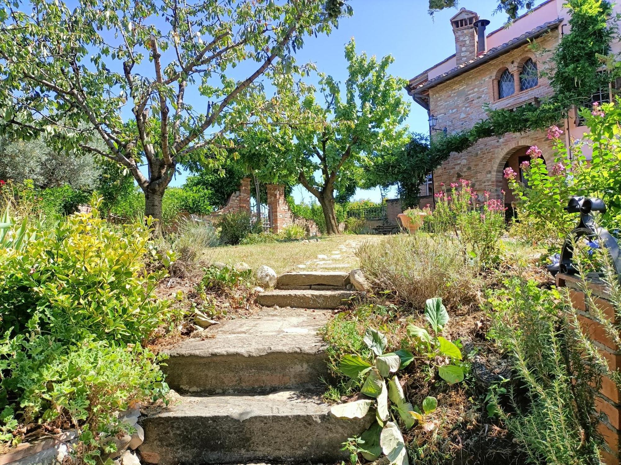 B&B Il Poggetto Montespertoli Kültér fotó